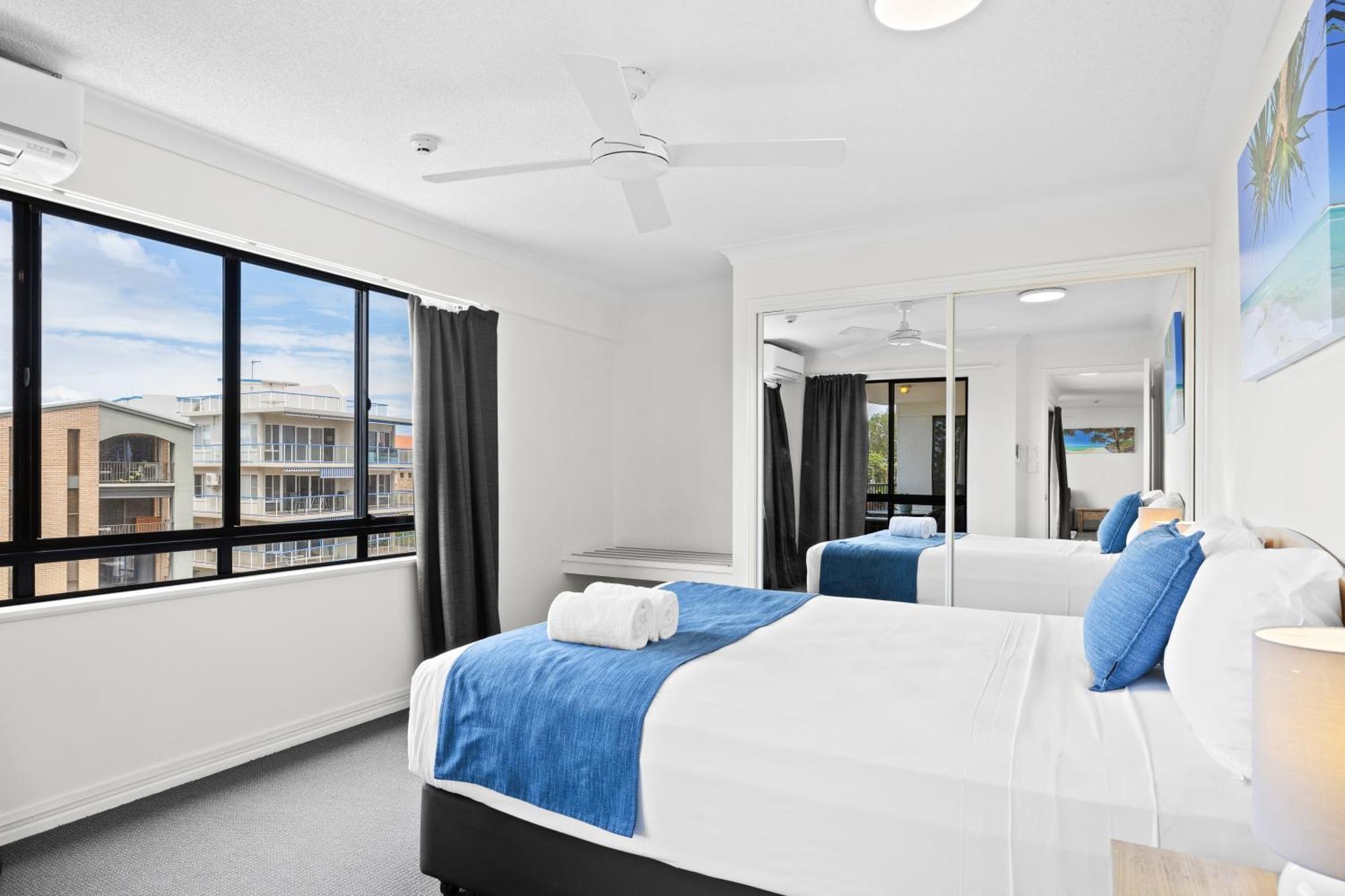 Belaire Place Motel Apartments Калундра Екстериор снимка