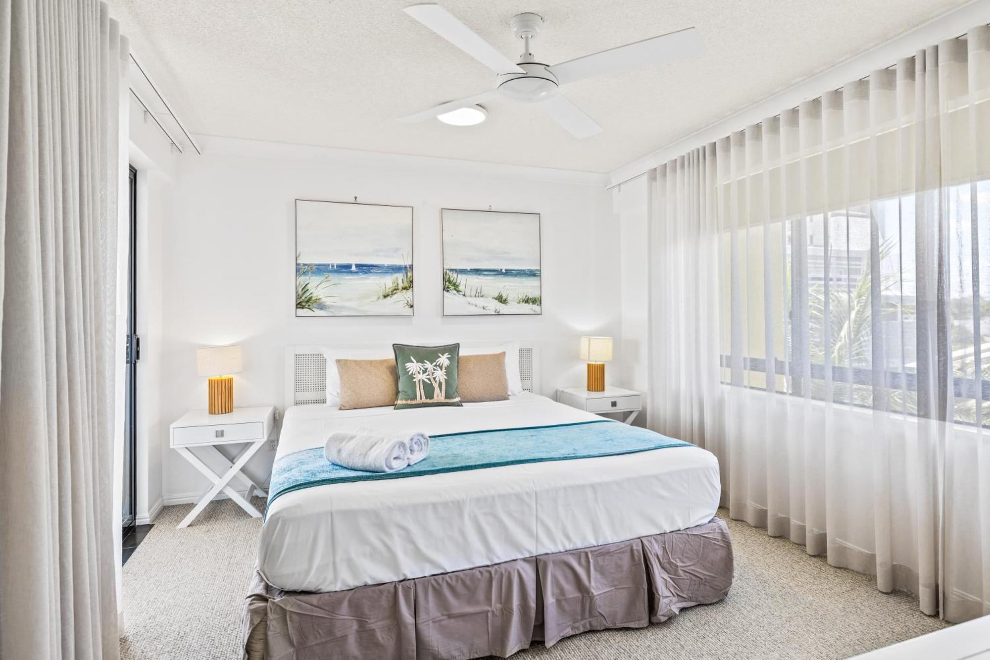Belaire Place Motel Apartments Калундра Екстериор снимка