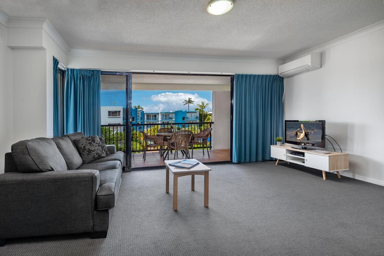 Belaire Place Motel Apartments Калундра Екстериор снимка
