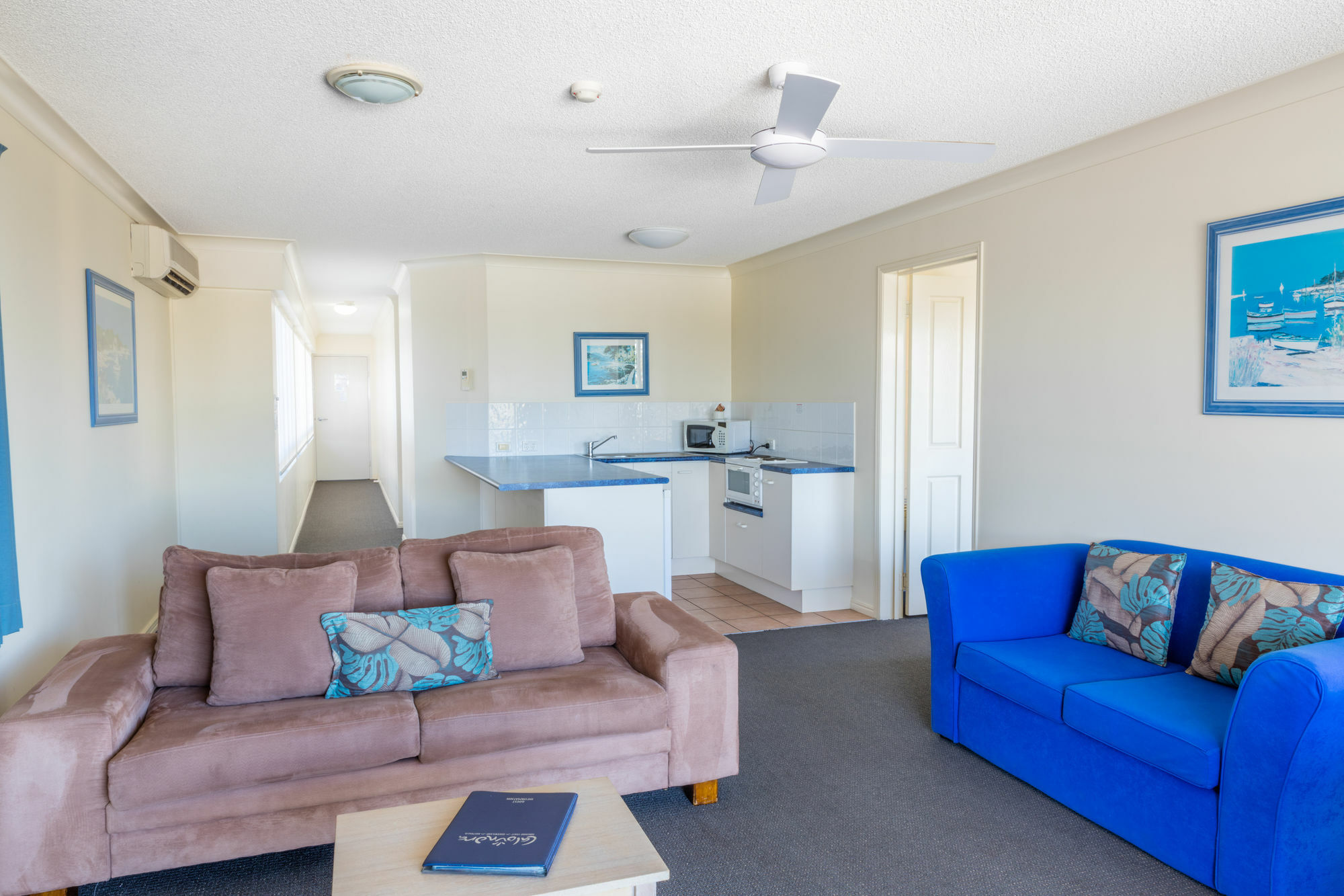 Belaire Place Motel Apartments Калундра Екстериор снимка