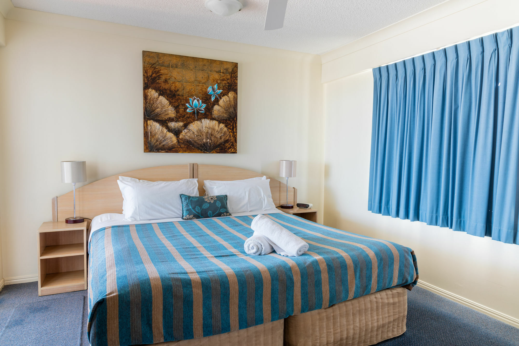 Belaire Place Motel Apartments Калундра Екстериор снимка
